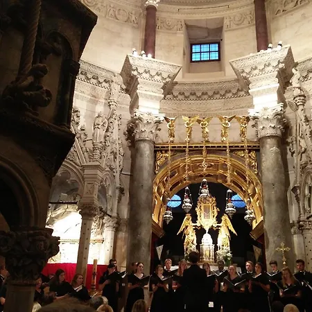 Barbara Centrum * Σπλιτ